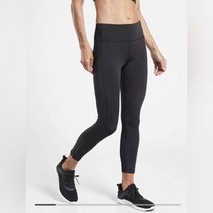 Athleta Ultimate Run 7/8 Tight Legging